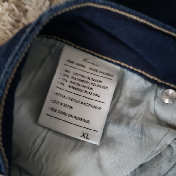 KanCan Women's XL Blue flare jeans - Picture 2 of 6